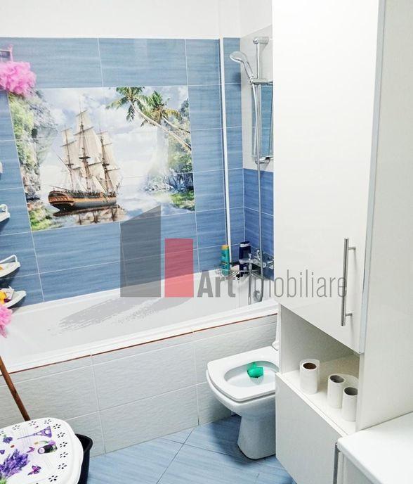 Vanzare apartament 3 camere cu centrala Aparatorii Pa