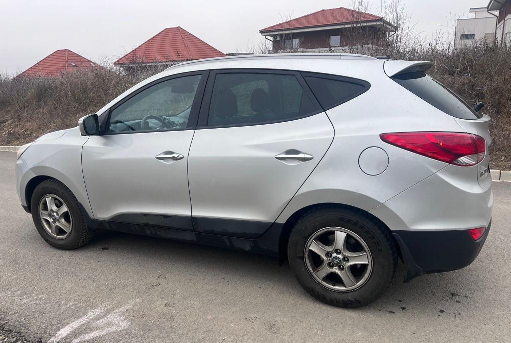 SUV Hyundai ix 35 11 500 eur