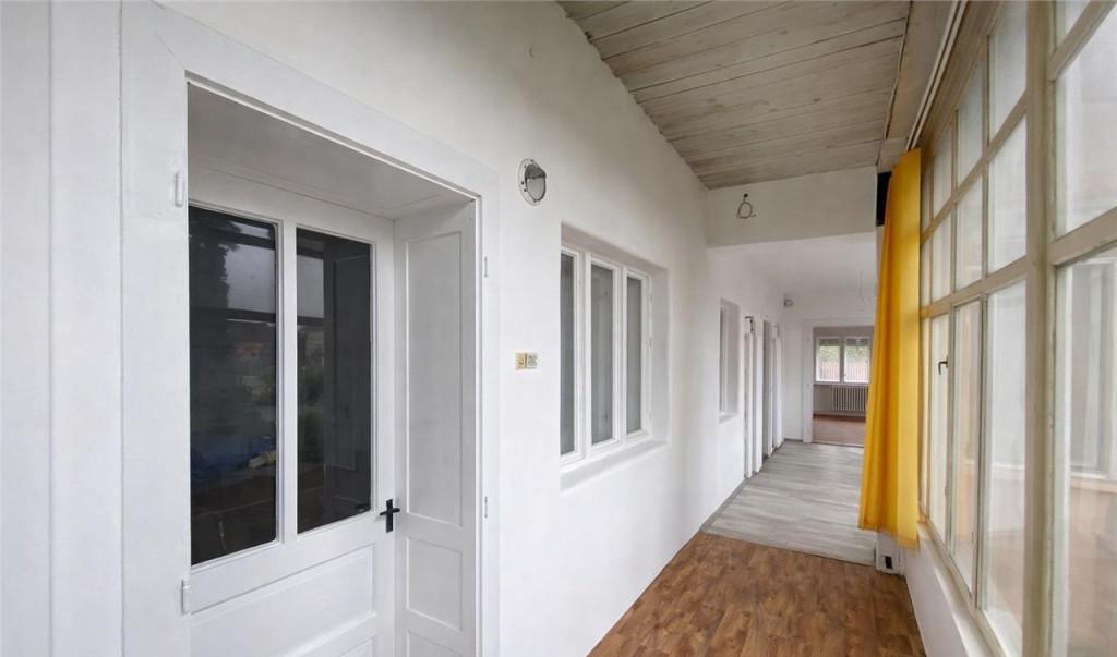 Tur 3D In areal apreciabil particulara casa cu 680 mp teren