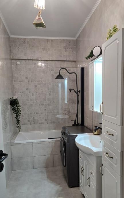 Apartament 2 camere loc de parcare subteran Proprietar Metalurgiei