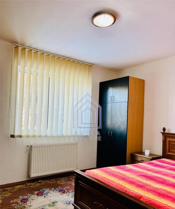 Apartament 3 camere zona universitatii