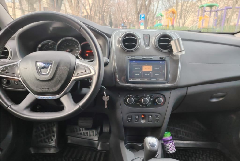 Dacia Logan MCV Stepway automat 0 9 - 8 600 eur