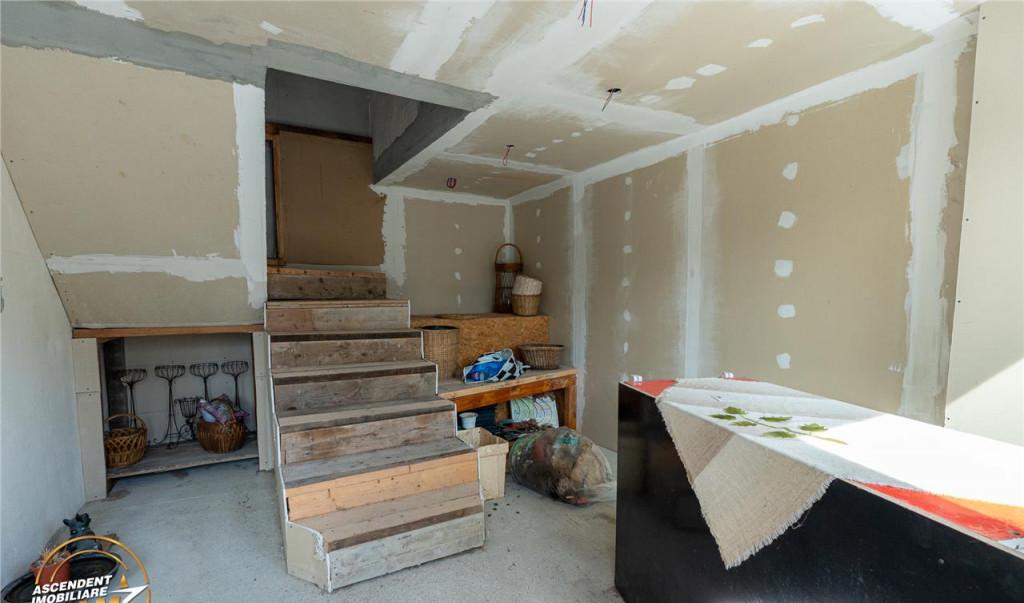 Oferta tranzactionata Casa cu spatiu comercial recomandat l