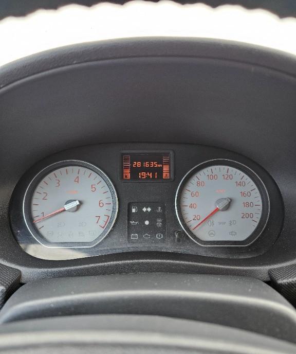 Dacia Logan 2012 Benzina Euro 5 2 600 eur