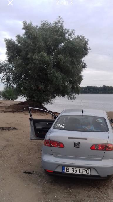 Seat Cordoba 1400cc 1 300 eur