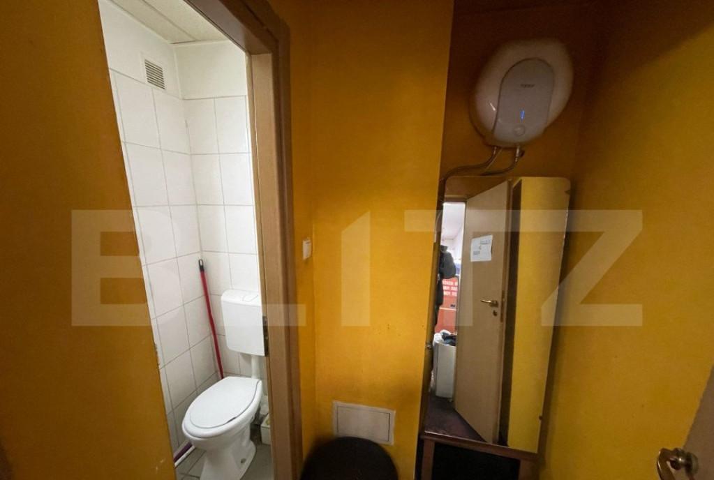 Spatiu comercial cu 3 incaperi 73 mp zona Cetate perfect p