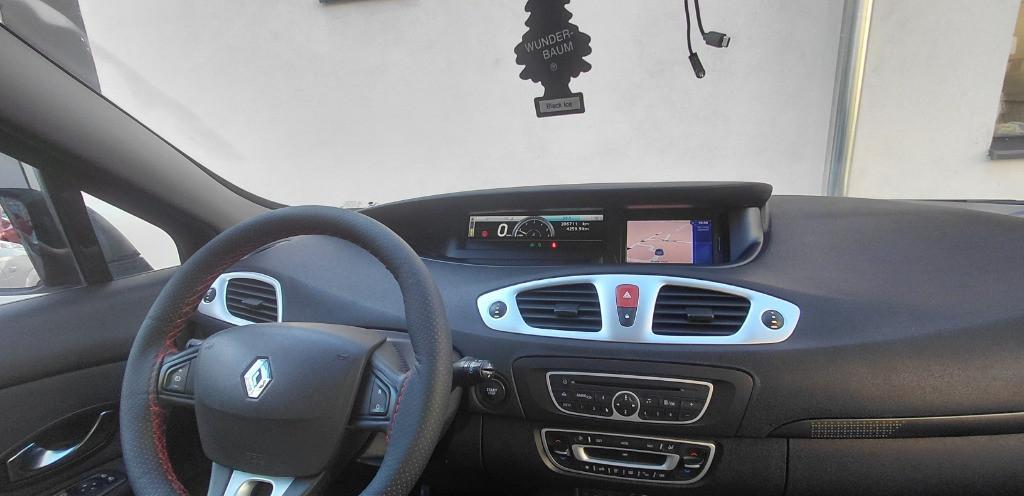 Renault Scenic 3 3 700 eur