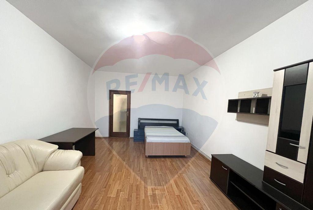 De inchiriat apartament cu 1 camera in zona vivo mall