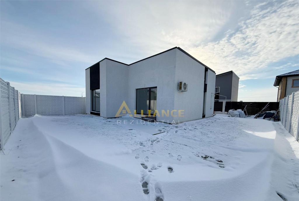 Miorita 3 Camere 300 teren Mutare Imediata