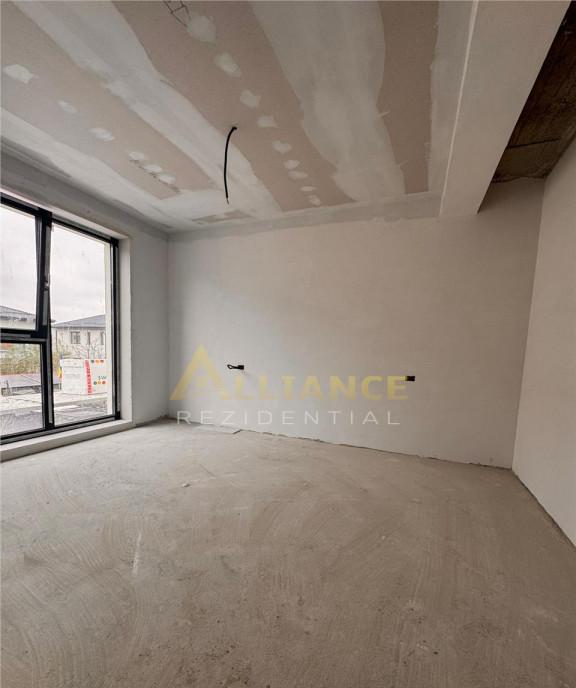 Vila P 1 M cu 5 camere 4 bai 180 mpu Teren 190 mp