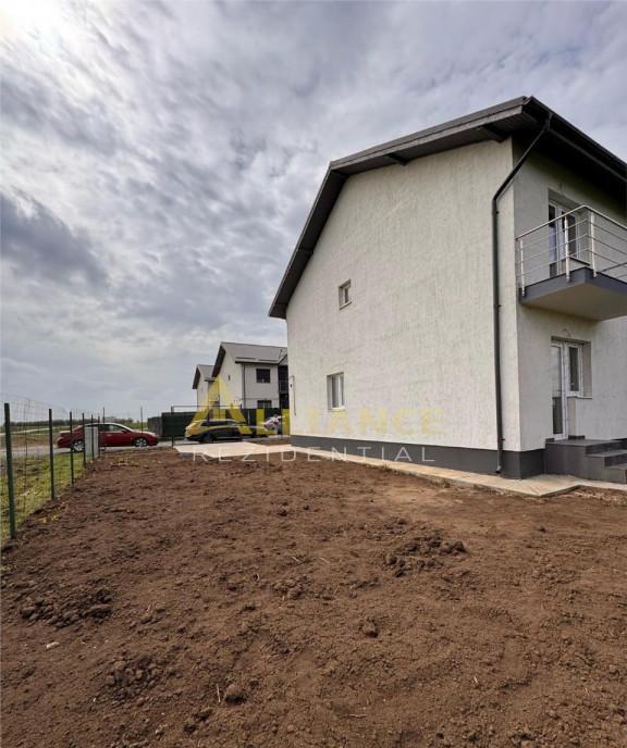 Vila duplex P 1 pod 4 camere 3 bai popesti leordeni