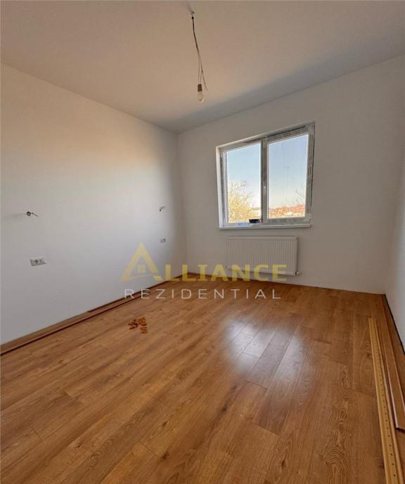 Locuin a P 1 pod 130 mp utili gradina i parcare zona Ol