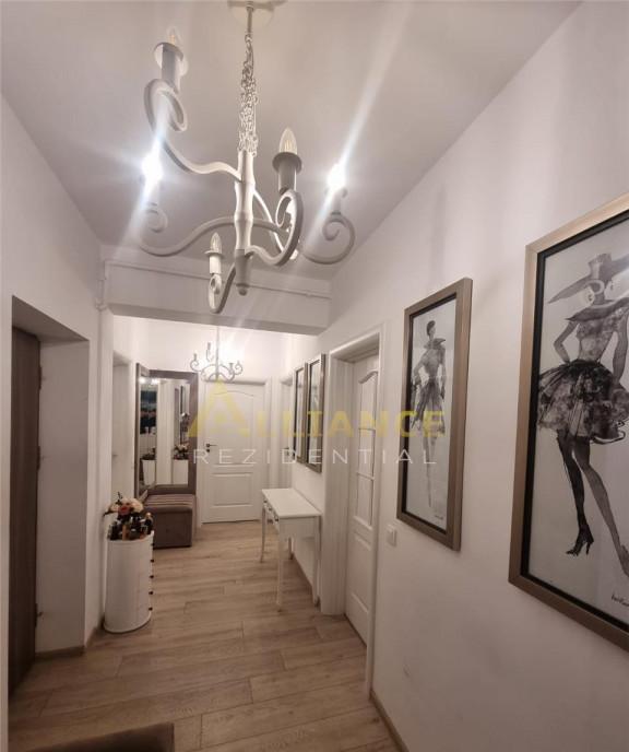 Metrou Berceni 3 camere gata de mutare cu parcare