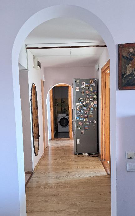 Proprietar privat inchiriez apartament cu 3 camere Giurgiu zona Lidl