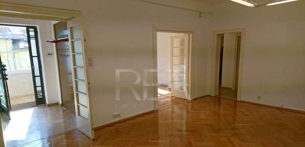 Spatiu de birouri Metrou Stefan Cel Mare Renovat Inv