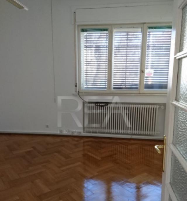 Spatiu de birouri Metrou Stefan Cel Mare Renovat Inv