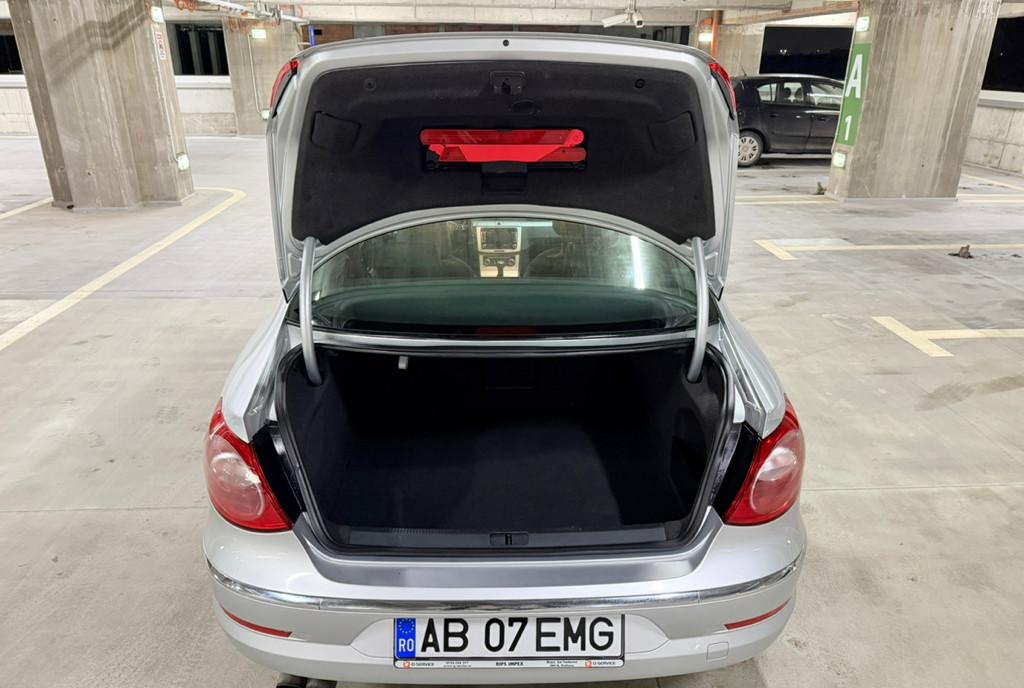 VW Passat CC 1 8 TSI 160 CP 2009 Piele Trapa Navi Garantie 5 390 eur