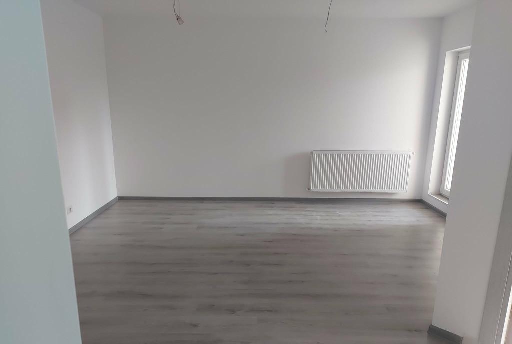 Garsoniera nemobilata sector 4 La 2min cu masina gasiti Grand Arena