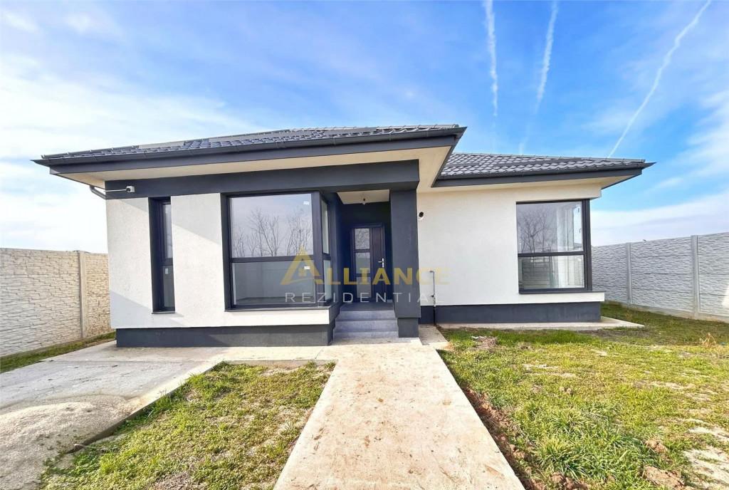 De vanzare casa pe parter 3 camere 2 bai teren 376 mp