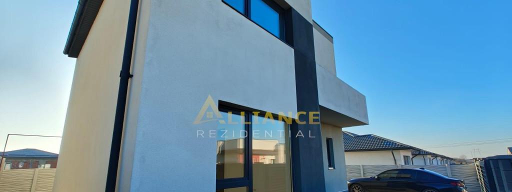 Casa - 4 Camere 455 mp Teren 115 mp utili