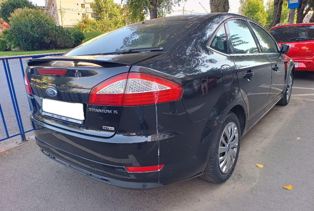 Ford mondeo volan dreapta 5 000 lei
