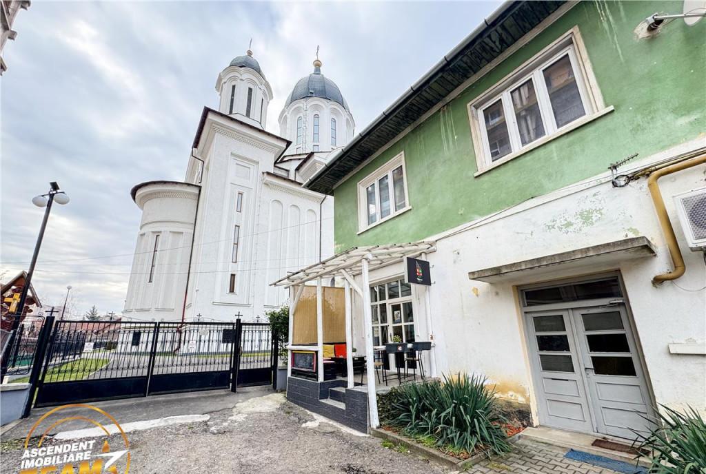 Film Spatiu comercial cu acces facil si vizibilitate Centr