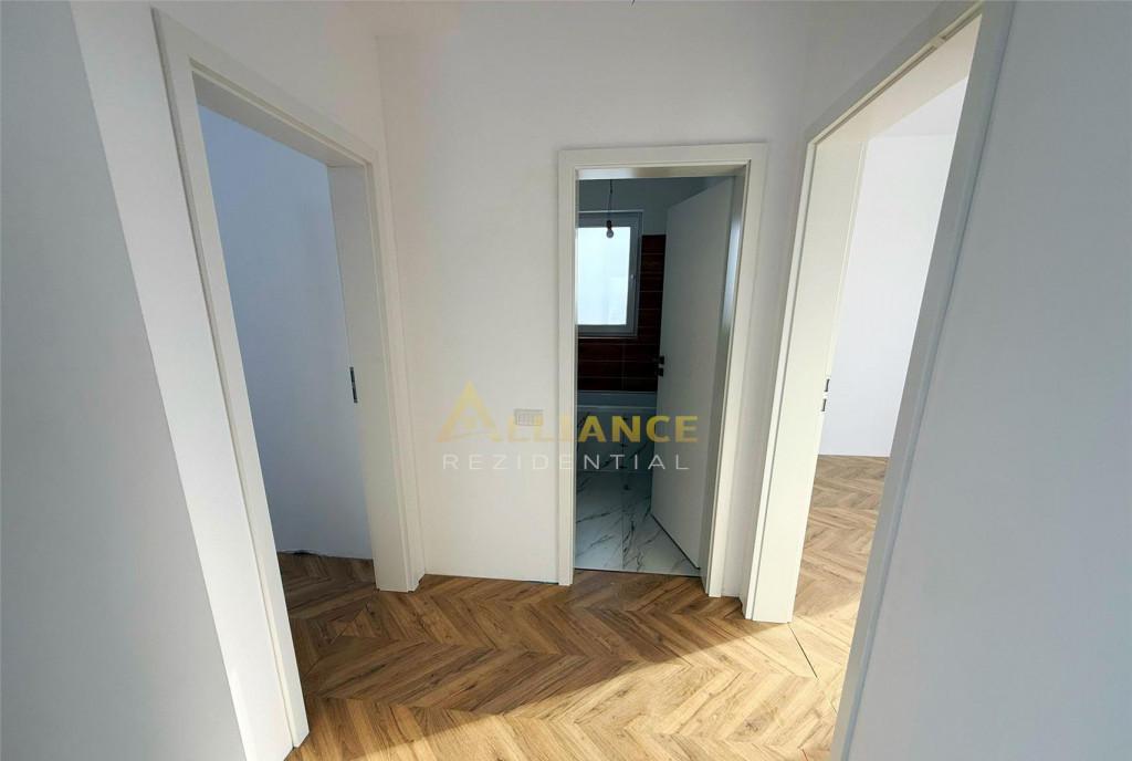 Casa la intrare in Berceni / 3 Camere / 2 Bai/ M