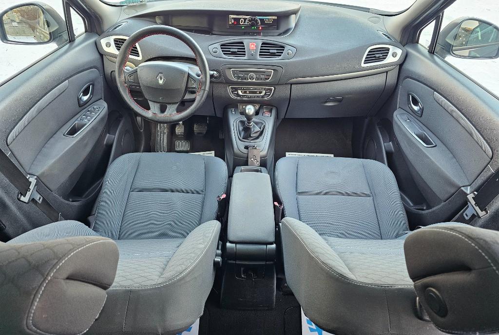 Renault Grand Scenic 2009 1 9 dCi 130 CP 7 locuri / RATE fara avans 4 490 eur