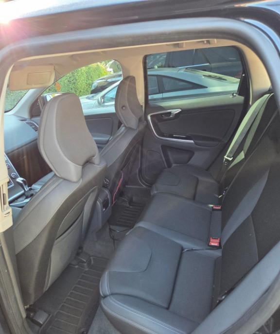 Volvo XC60 D4 Facelift 13 400 eur
