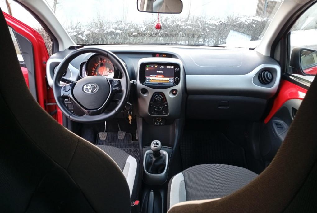 Toyota Aygo 2015 manuala 170 000 km 4 800 eur