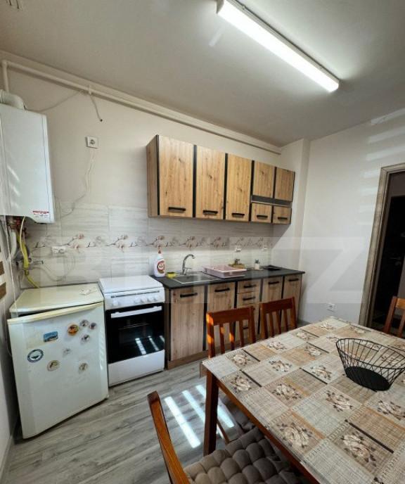 Apartament 2 camere decomandat 50 mp parcare zona Terra