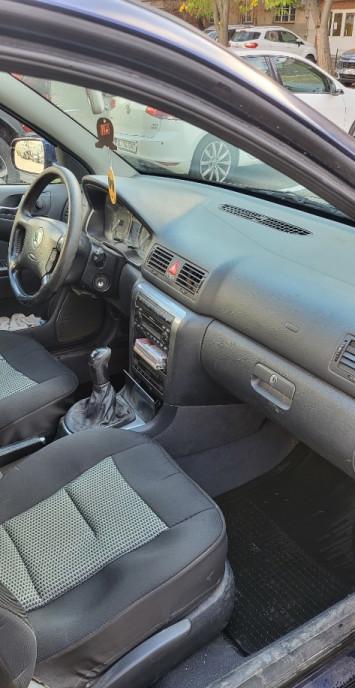 Skoda Octavia 1 2002 1 6 SR 102 CP 3 700 lei