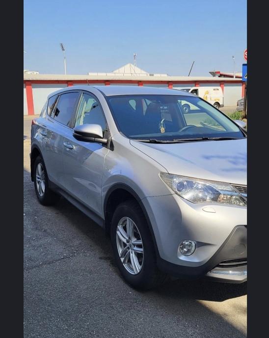 Toyota RAV4 2013 2 0 152 CP 13 700 eur