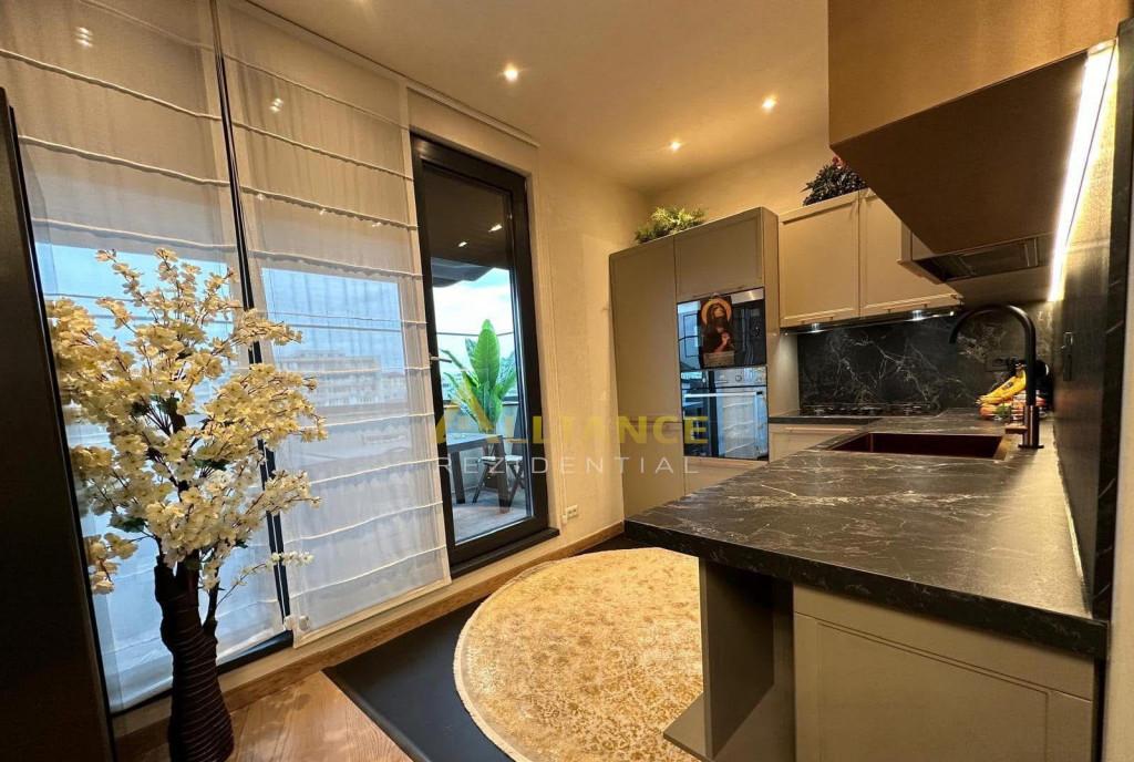 4 Camere 2 Bai 2 Locuri parcare 5 Minute Metrou 400 00