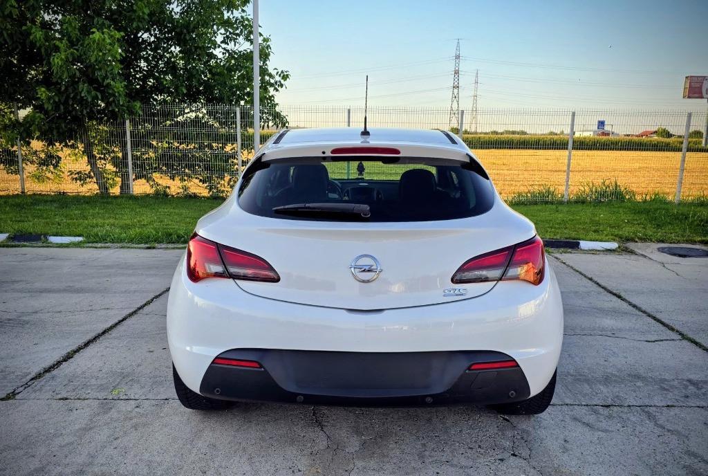 Opel Astra J GTC 1 7 Cdti Euro5 130 Cai 5 500 eur