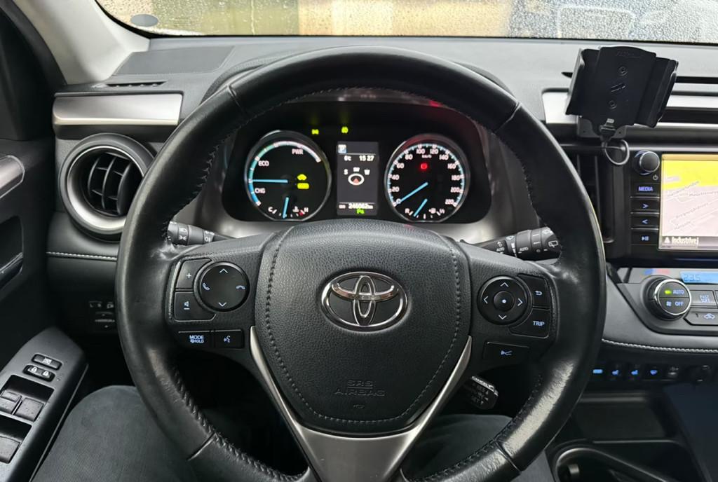 Toyota Rav 4 hybrid 16 900 eur