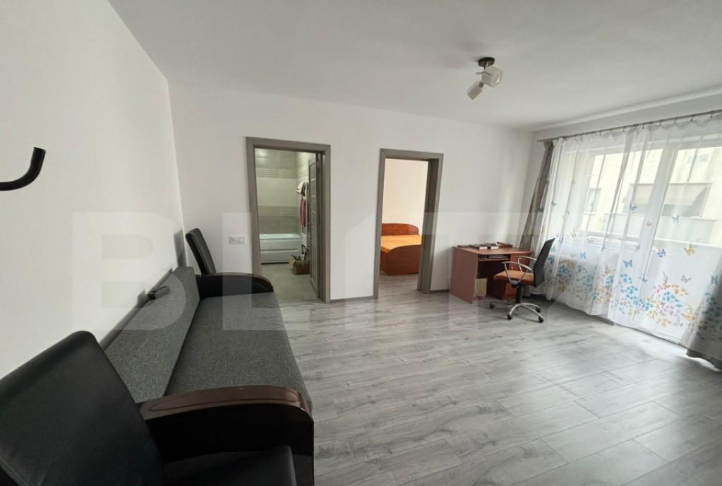 Apartament 2 camere 55 mp parcare zona Sesul de sus