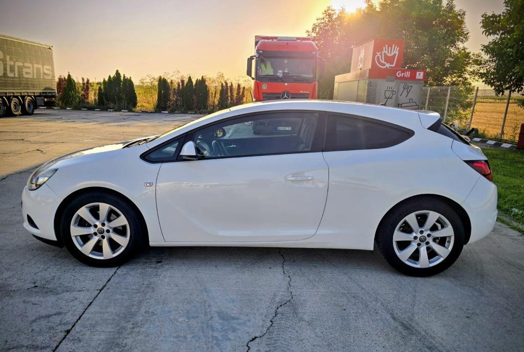 Opel Astra J GTC 1 7 cdti Euro5 131 cai 5 500 eur