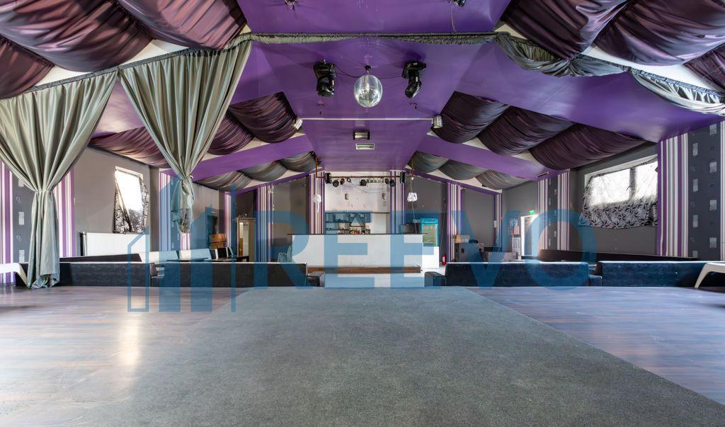 Proprietate cu casa si spatiu comercial teren 4060 mp Bahna