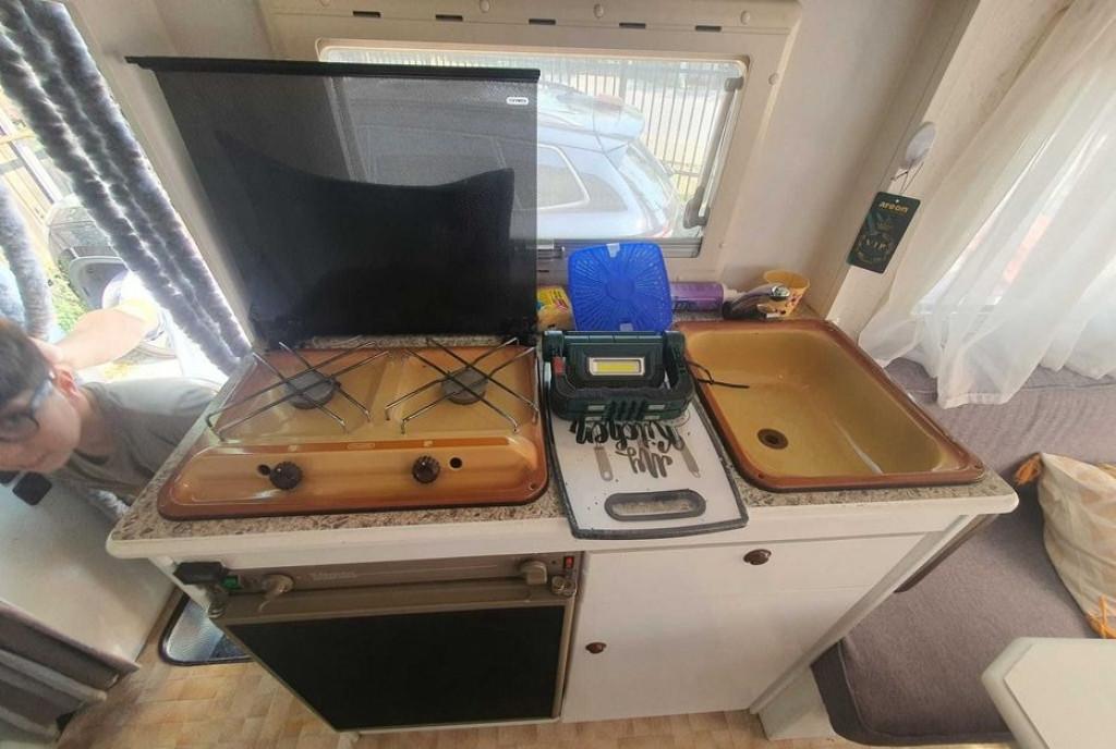 Autorulota Ford Transit 1995 stare buna 8 000 eur