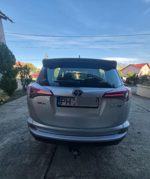 Toyota RAV 4 2 0D 2WD 11 800 eur