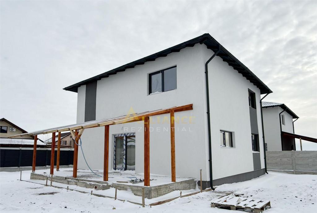 Vila / 5 Camere / 2 Bai / Teren 460 mp