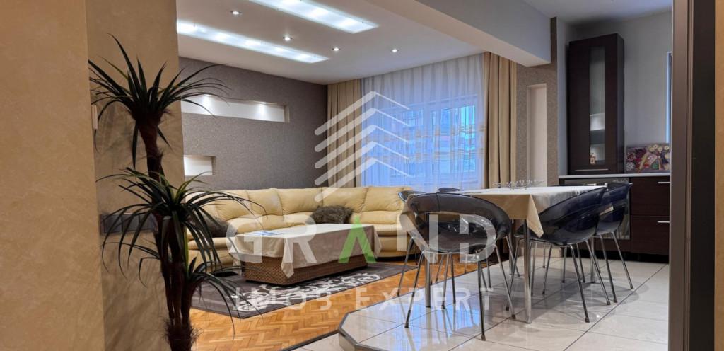 Apartament 3 camere Calea Floresti-zona Kaufland Manast
