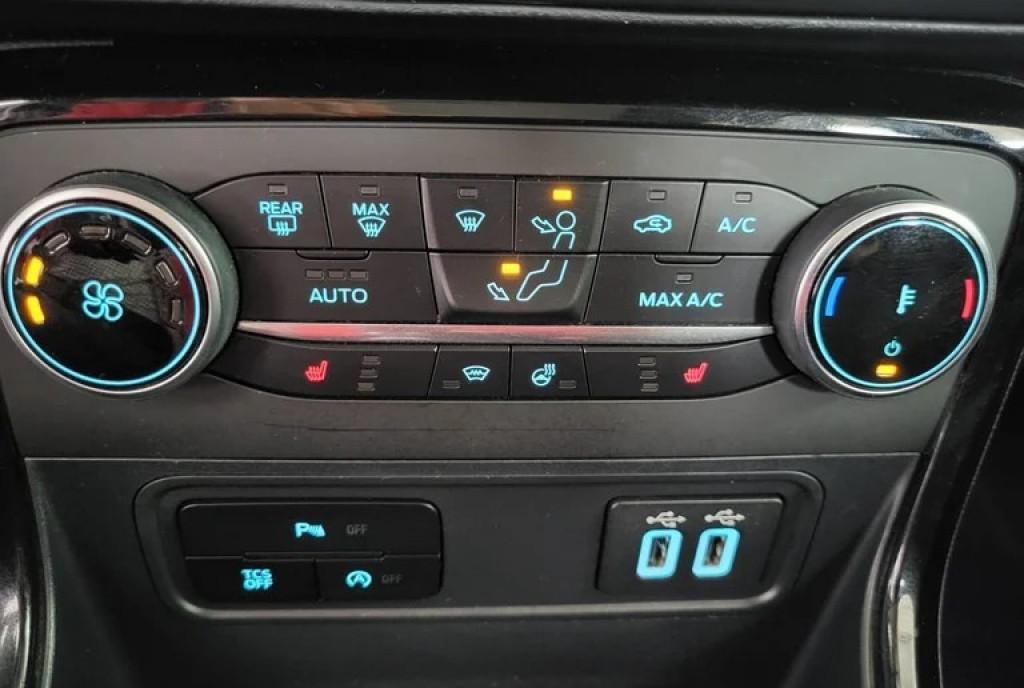 Ford EcoSport 1 0 EcoBoost Titanium 12 100 eur