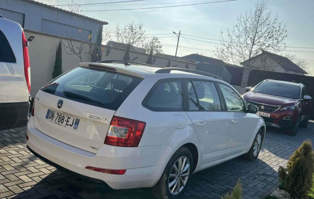 Skoda Octavia combi 2015 1 6 TDI manuala stare excelenta 6 600 eur