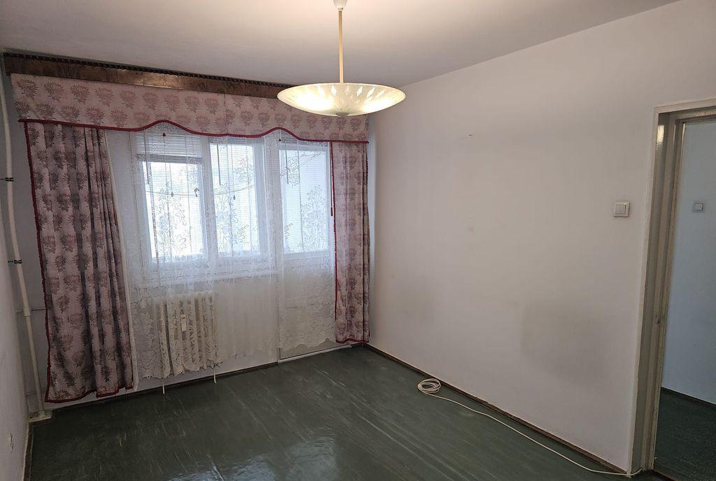 Apartament 2 camere decomandat 52mp Emil Racovita / Apara