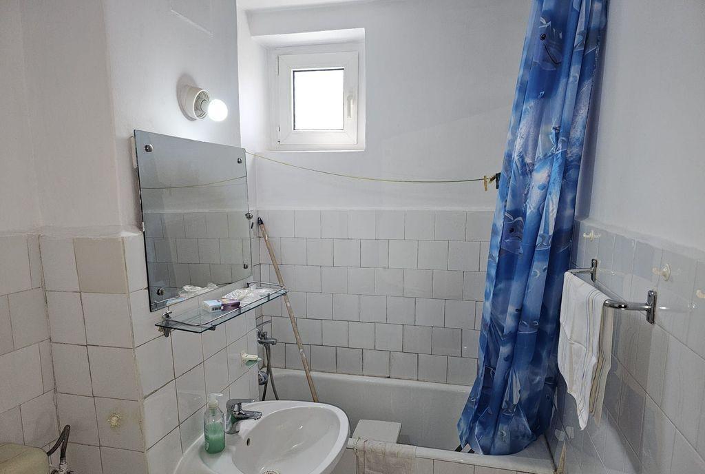 Apartament 2 camere decomandat 52mp Emil Racovita / Apara