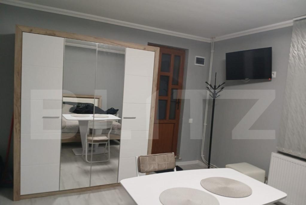 Apartament 1 camera la casa parcare 36 mp gradina zona m
