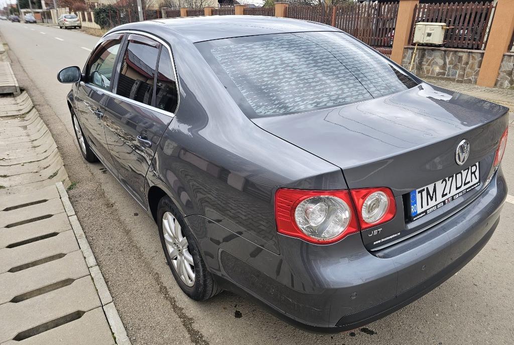 Volkswagen Jetta 1 6 115cp 2 900 eur