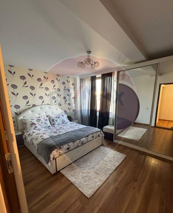 Casa / Vila cu 5 camere de vanzare in zona Dorobantul